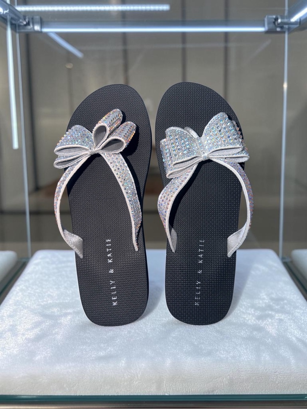 Beautiful Sandals,No tags,Kelly & Katie Black Flip Flops with Iridescent Bow